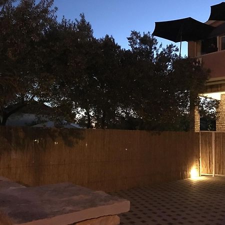 Apartment With Private Pool Sukošan Екстериор снимка